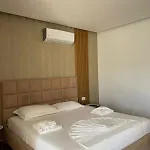 Aparthotel Sea La Vie By Anna 4*