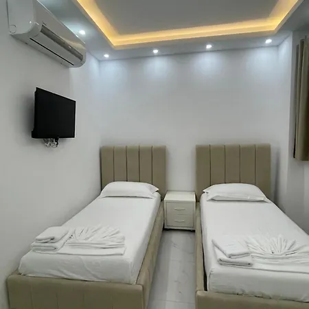 Aparthotel Sea La Vie By Anna *