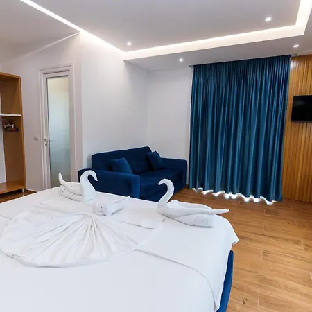 Aparthotel Sea La Vie By Anna Ksamil