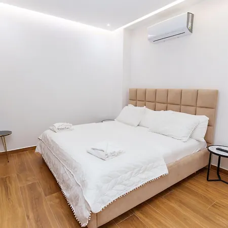 Sea La Vie By Anna Apartmanhotel 3*